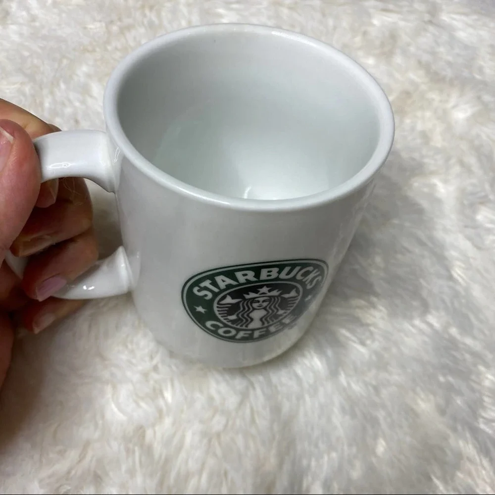 Starbucks 2006 Logo White Mug - Picture 2 of 4
